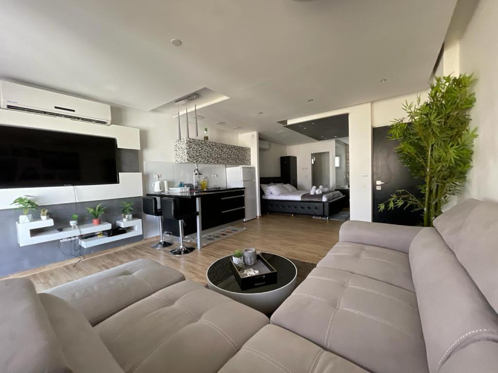 Lev Eilat Suites Exterior photo